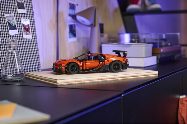 LEGO Technic 42222 Bugatti Chiron Pur Sport Hypercar, Children’s Day