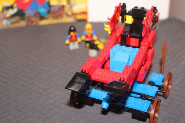 LEGO CASTLE 6043 INSTRUCTION MANUAL: Dragon Defender SET
