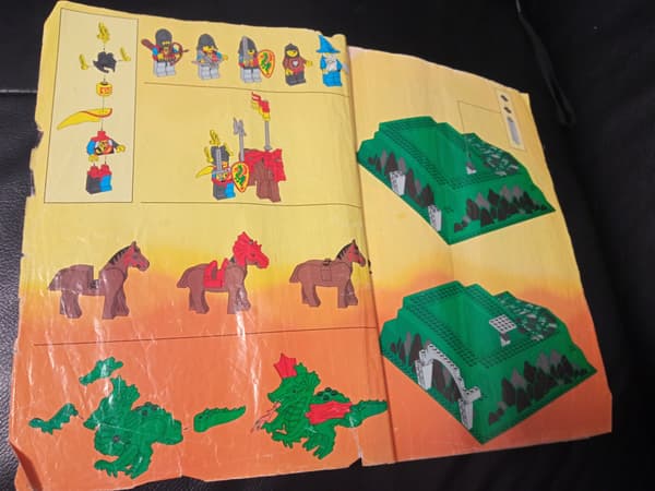 LEGO Castle 6082 Fire Breathing Fortress Instructions