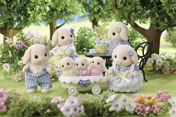 SYLVANIAN FAMILY: FLORA THE RABBIT 5735 WB6