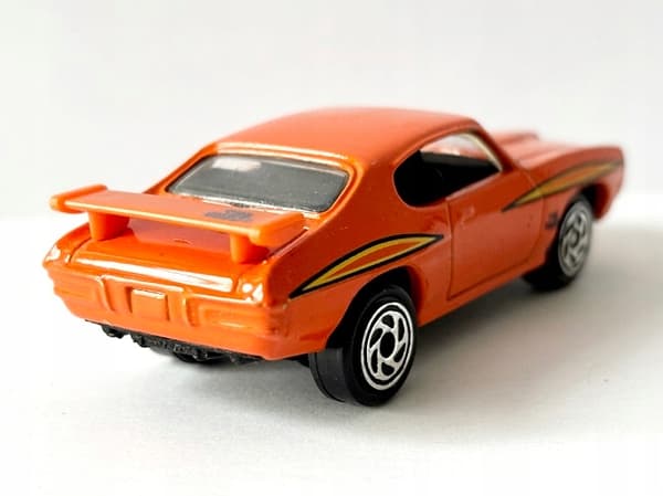 MATCHBOX-70 PONTIAC GTO JUDGE (B0)
