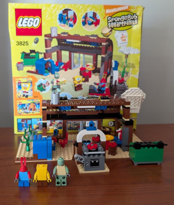 Lego 3825 SpongeBob’s Krusty Krab with Box