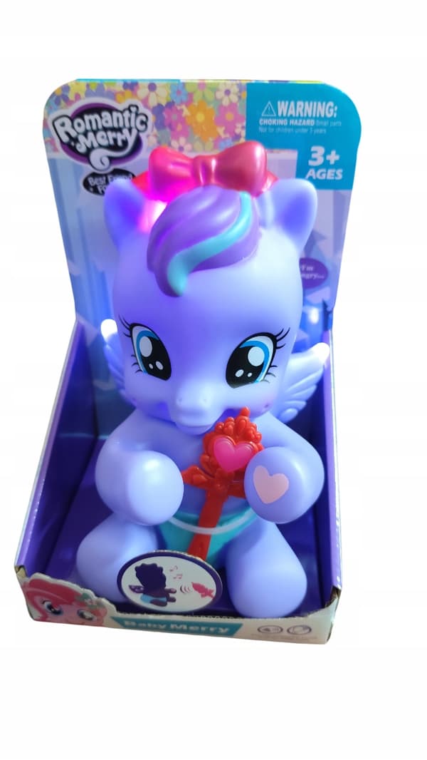 Plastic singing and light-up pony: Romantic Merry – a tiny pony in a nappy