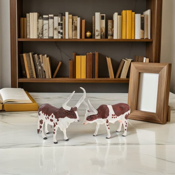 2 DECORATIVE COW FIGURINES, PLASTIC EDUCATIONAL MODELS