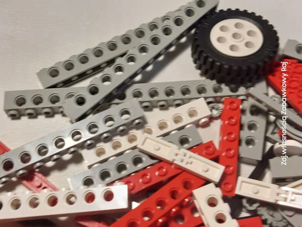 LEGO 8835 Forklift