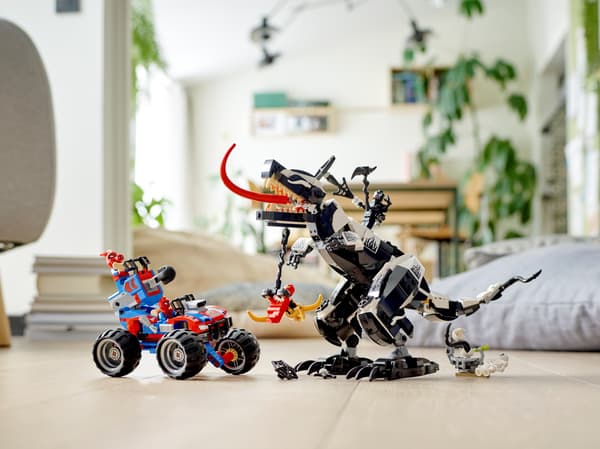 LEGO Marvel 76151 Spider-Man: Showdown with the Venomozaur