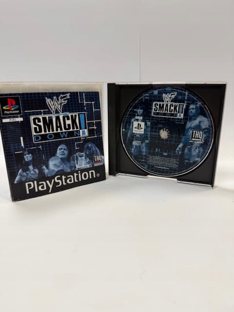 WWF SmackDown! PSX PlayStation PSX Boxed Edition MIRROR DISC + FREE BOX