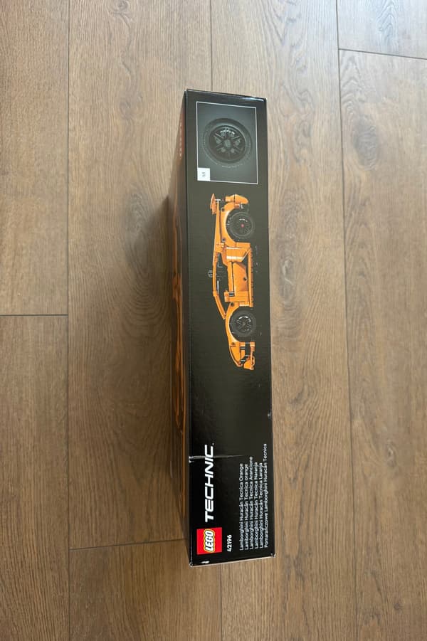 LEGO Technic 42196 Orange Lamborghini Huracán Tecnica NOTE DESCRIPTION