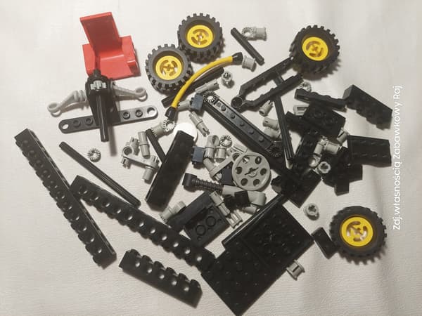 LEGO 8832 Roadster