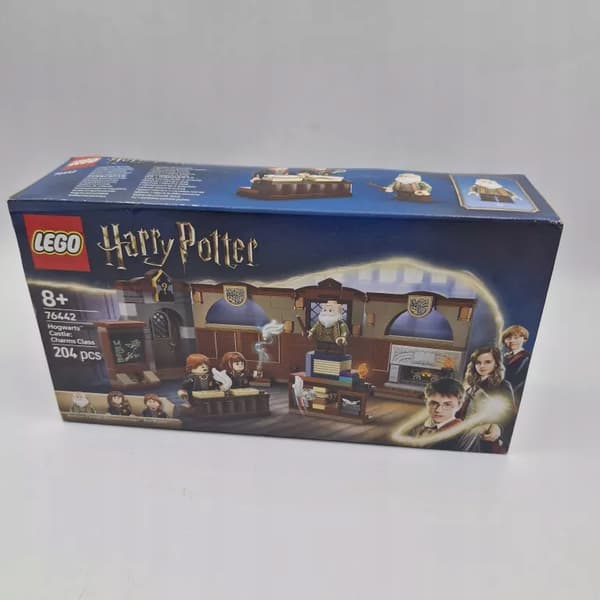 LEGO HARRY POTTER 76442 HOGWARTS CASTLE: SPELLS AND CHARM CLASSES