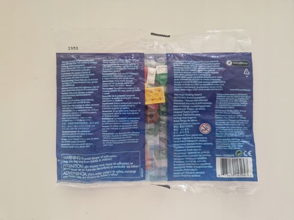 LEGO 40009 Holiday Building Set polybag