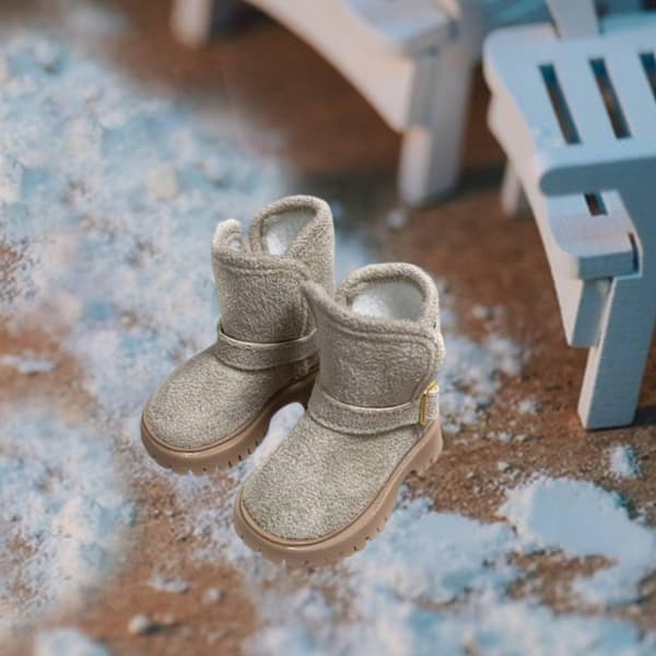 1/4 scale figure: Women's Snow Boots Action Figures – Khaki Boots