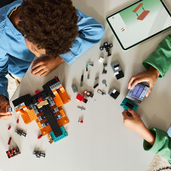 LEGO Minecraft 21590 Battle with the Wither