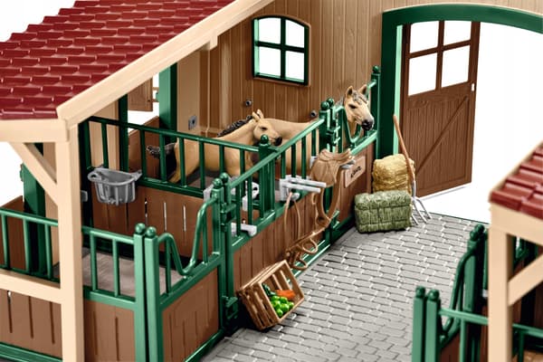Schleich Horse Stable with Accessories 42195