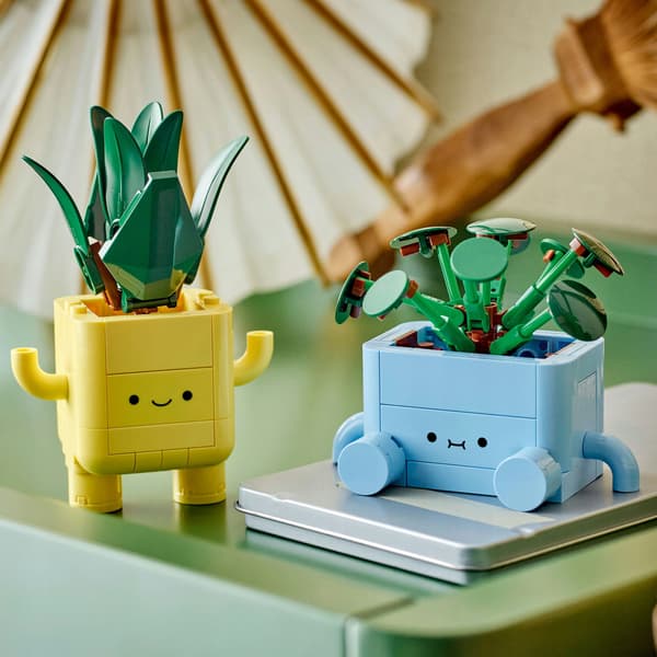 LEGO Botanicals 10349 Cheerful Plants