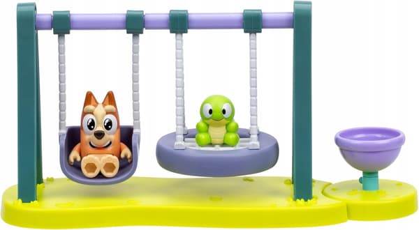 BLUEY. THE TURTLE AND THE SWING [FIGURINE]