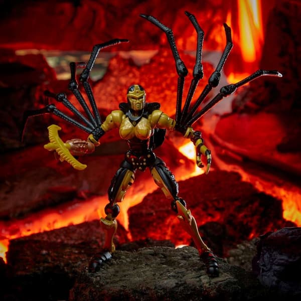 Transformers Kingdom WFC-K5 Blackarachnia Figure