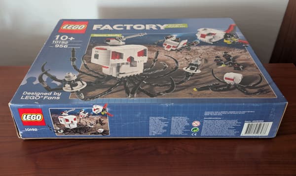 Lego 10192 Factory: Space Skulls with Box – Unique