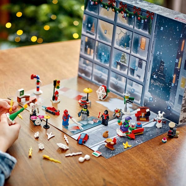 LEGO Marvel 76293 Spider-Man Advent Calendar