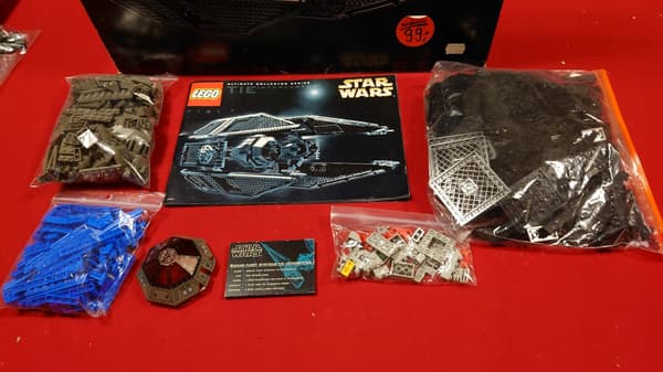 LEGO Star Wars 7181 TIE Interceptor UCS