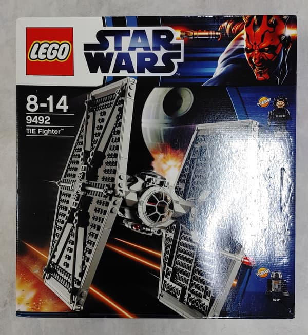 LEGO Star Wars 9492 TIE Fighter