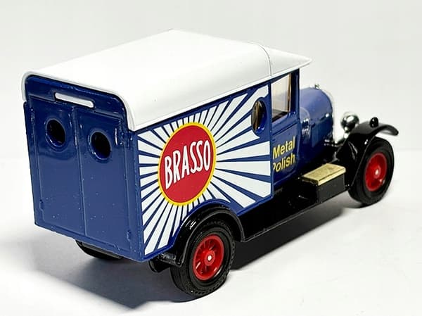 MATCHBOX-MOY No. Y19 1929 MORRIS LIGHT VAN (B6)
