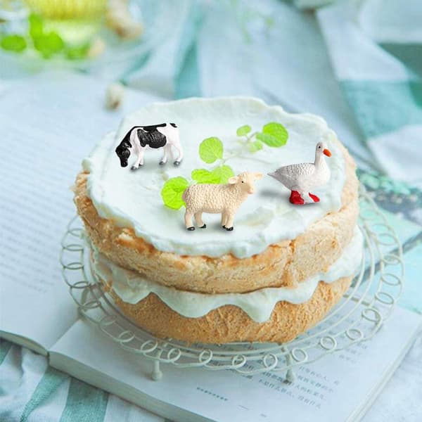 12 farm animal figurines