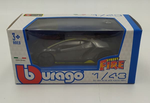 Bburago 1:43 metal car