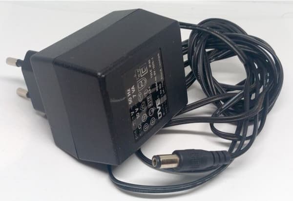 Lego Train DV-1070-1 9V power supply for trains