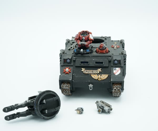 Warhammer 40k Black Templars Razorback Tank plastic model