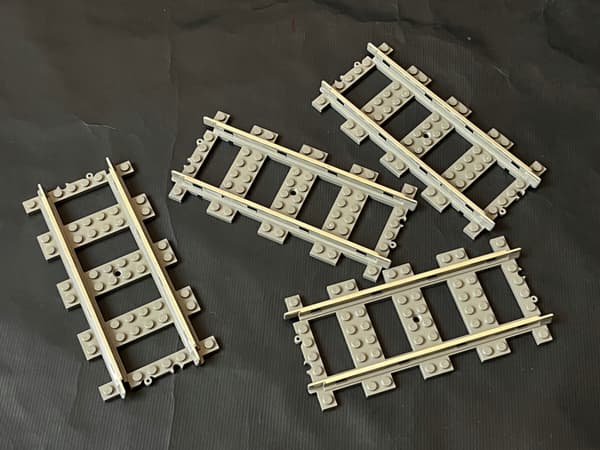 4515 LEGO Straight Tracks 9V