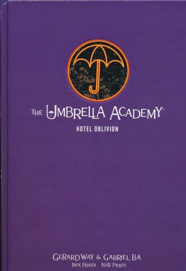 The Umbrella Academy Library Edition Volume 3: