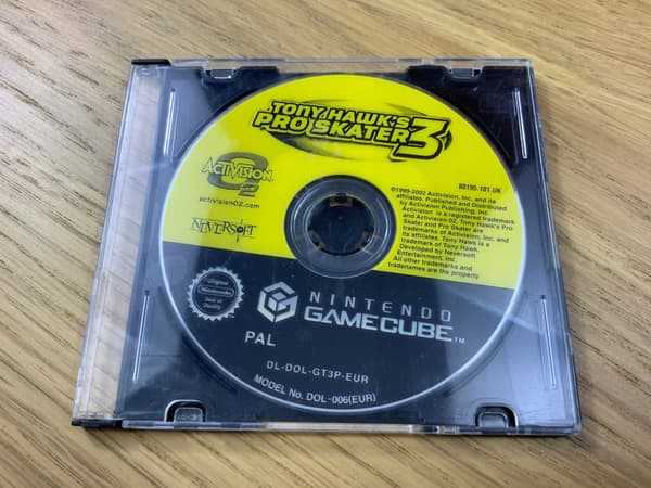 TONY HAWK'S PRO SKATER 3 HAWKS – disc in excellent condition – NINTENDO GAMECUBE