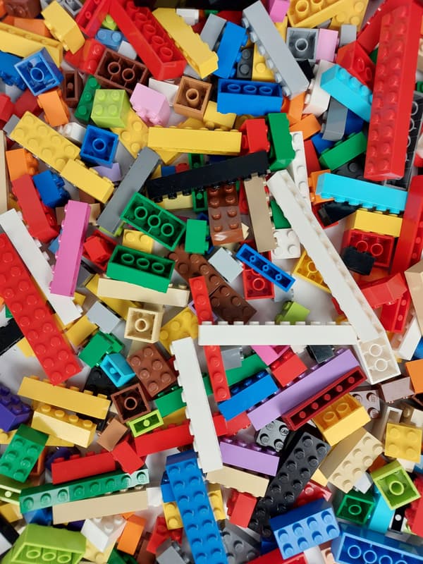 LEGO BRICK MIX – Colourful Building Bricks. Sorted, Genuine 0.5kg