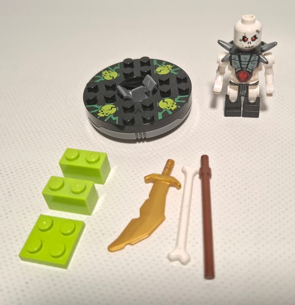 LEGO Ninjago: 2114 – Chopov