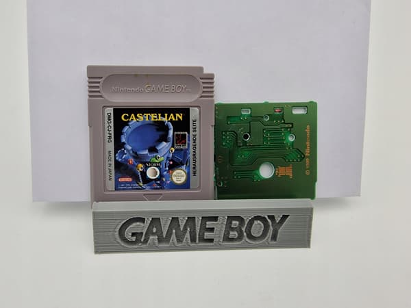 ORIGINAL CASTELIAN GAME BOY