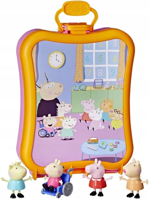 PEPPA PIG PLAY SET: 4 figures in a case