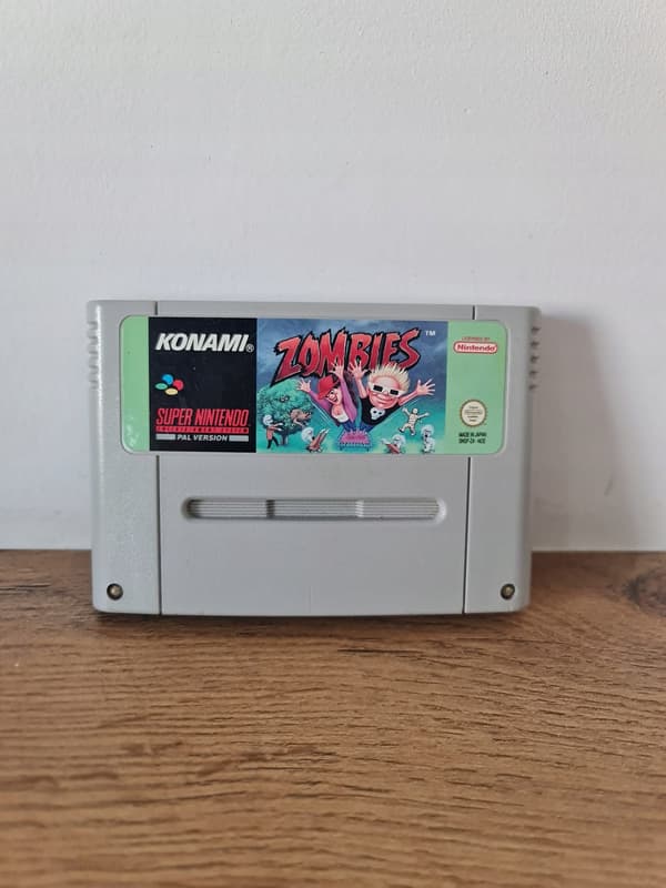 Nintendo SNES Zombies (boxed)