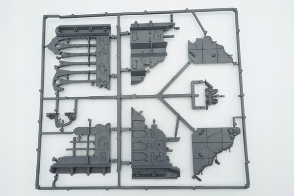 Warhammer 40k Gothic Ruins plastic sprues set