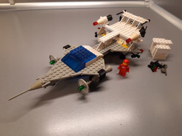 LEGO Classic Space 6929 Starfleet Voyager