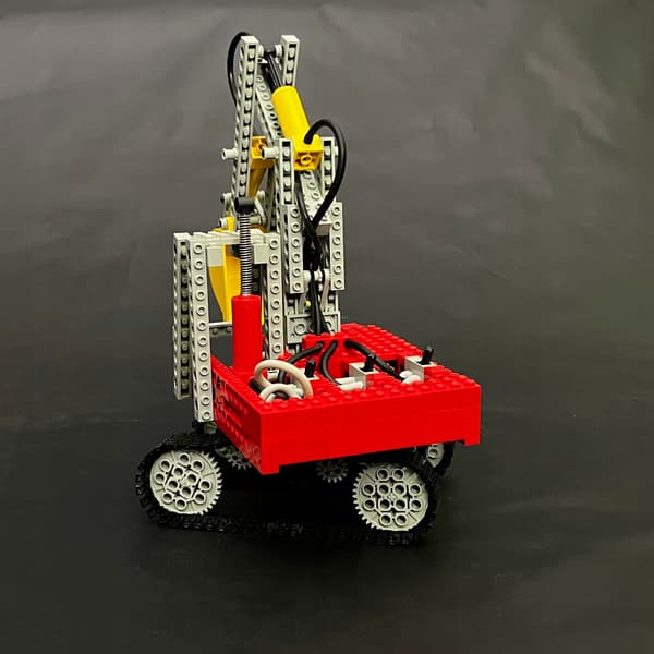 8851 LEGO Tracked Excavator