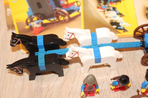 LEGO CASTLE 6055 SET INSTRUCTIONS