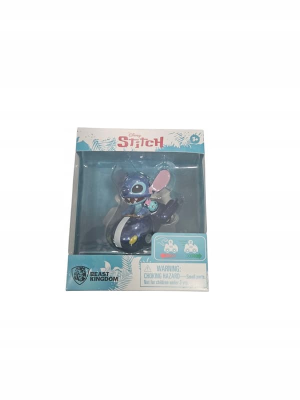 Disney STITCH Figurine in a motorised car (5)