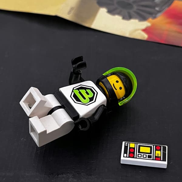6851 LEGO Three-Wheeled Space Vehicle
