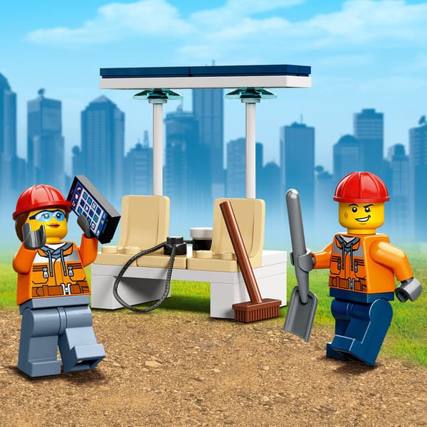 LEGO CITY 60385 EXCAVATOR