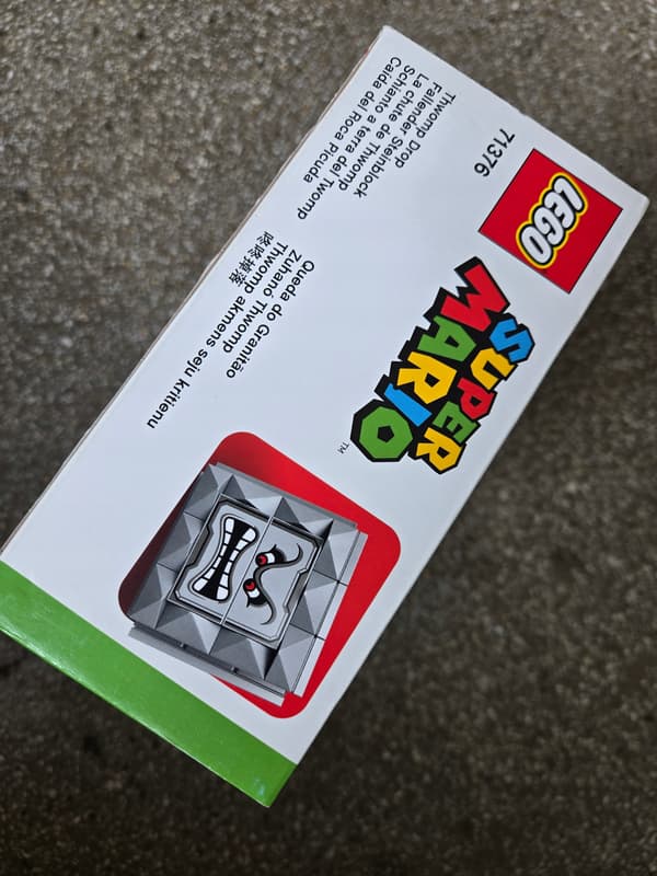 LEGO Super Mario 71376 Falling Thwomp