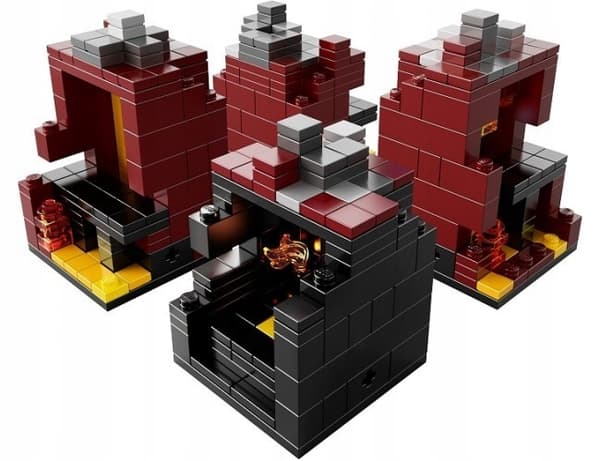 LEGO Minecraft 21106 Micro World Nether NEW