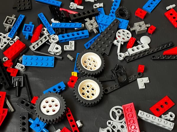 8244 LEGO Modular Construction