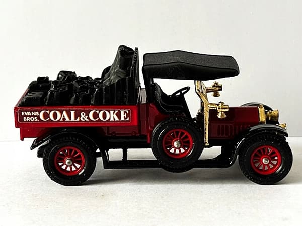 MATCHBOX-MOY No. Y13 1918 CROSSLEY (B25)