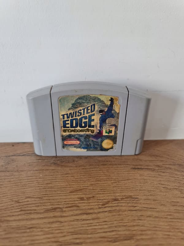 Twisted Edge Extreme Snowboarding for Nintendo 64 (boxed)